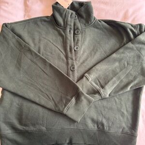 Universal Hunter Green Funnel Neck Sweatshirt with Button Placket
